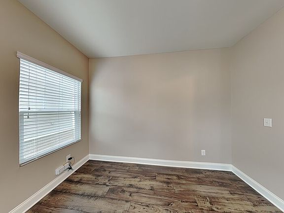 4th image of 14929 Boudins Ln