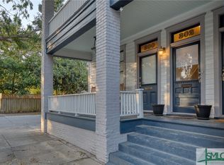 300 E Waldburg St, Savannah, GA 31401