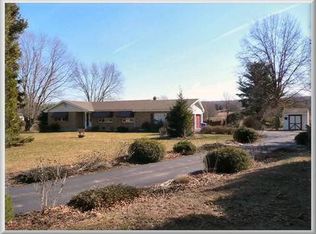 190 Wertsville Rd, Ringoes, NJ 08551