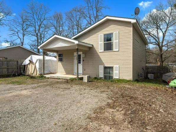 3953 Five Mile Rd, Traverse City, MI 49686