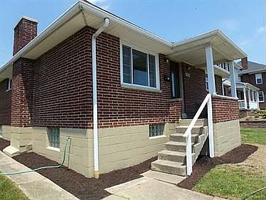 2nd image of 1526 Ashland St