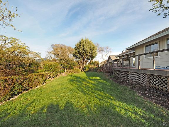 3rd image of 7889 Oakmont Drive