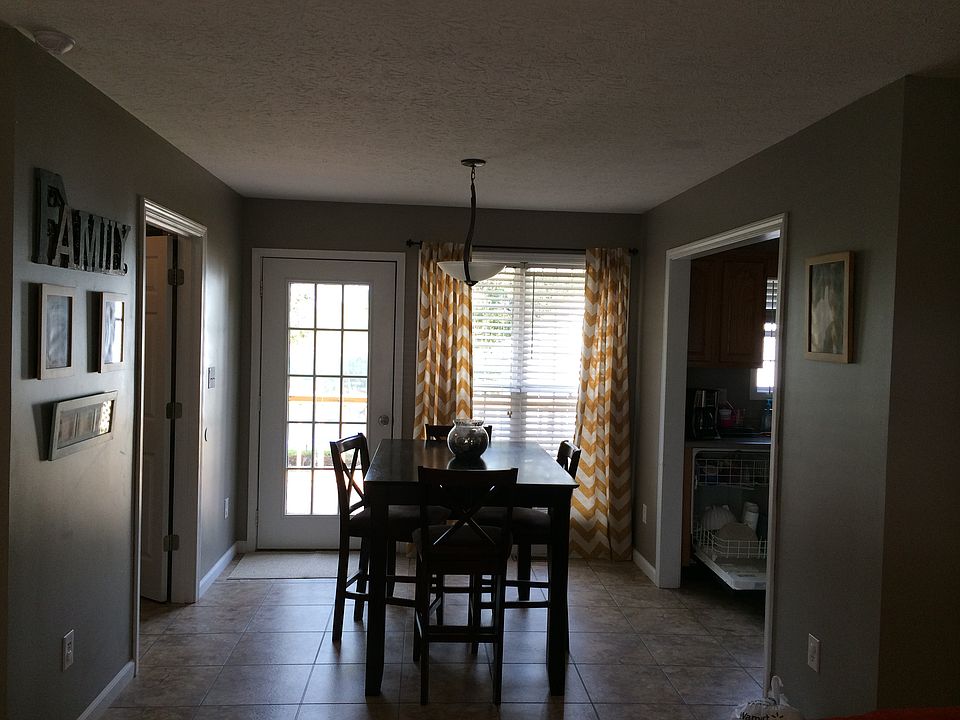 1st image of 200 Chad Dr