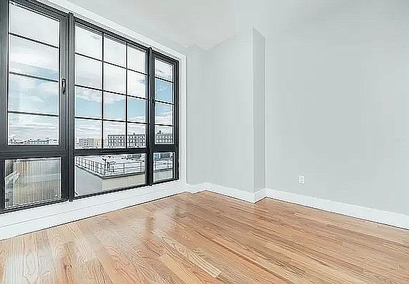 4th image of 115 Stanwix St #669