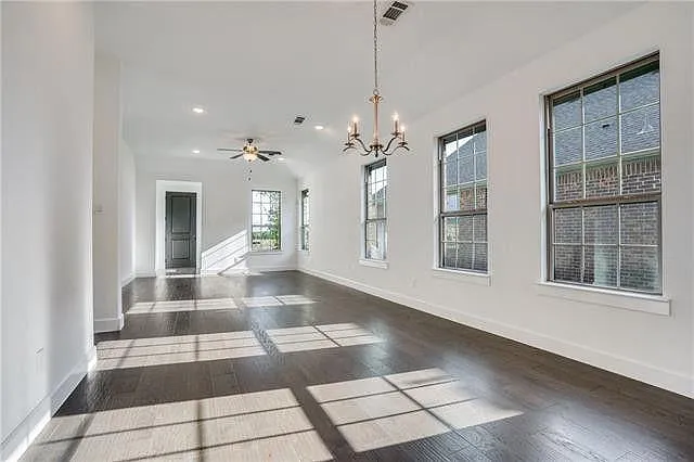 6840 Stonecrop Dr — Photo 25