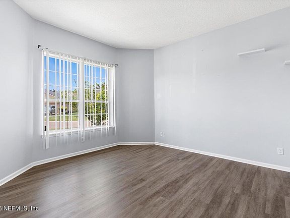 5th image of 11167 LIMERICK Drive