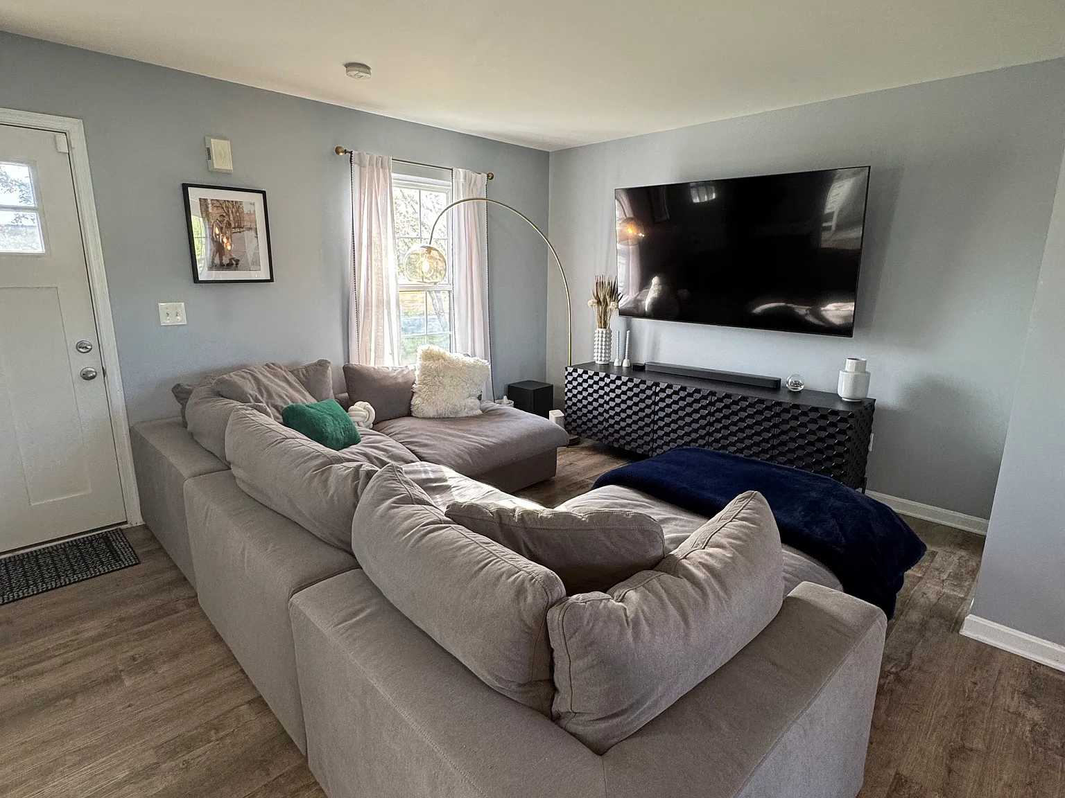 3 bed, 2.5 bath, 1800 sqft, $2,800 — Photo 4
