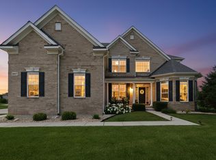 2617 Barker Dr, Batavia, IL 60510