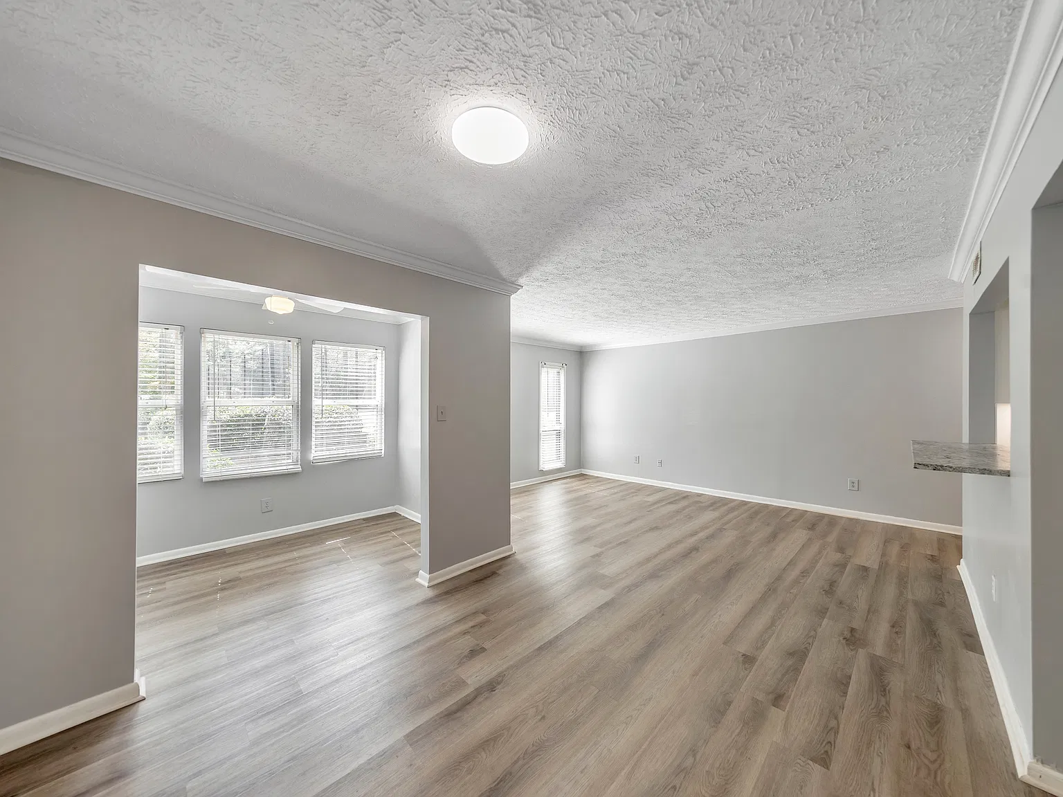 5159 Roswell Road Unit 6 - 1 — Photo 2