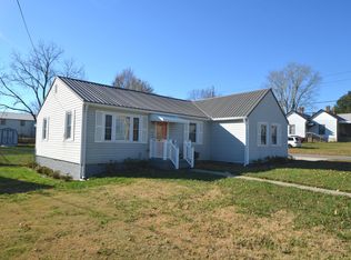 126 W Main St, Burgin, KY 40310
