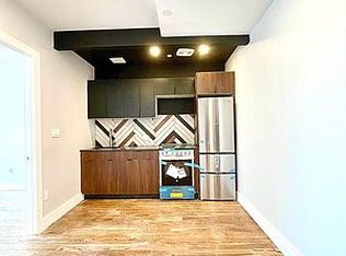 581 Myrtle Ave #3R, Brooklyn, NY 11205