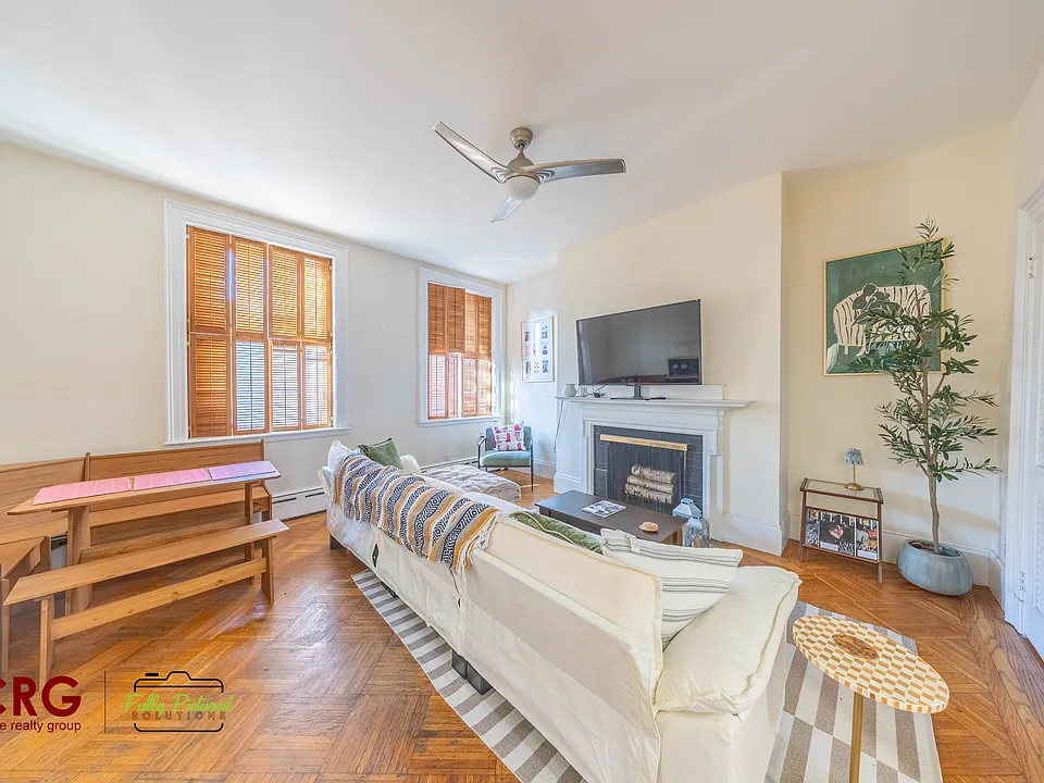 1712 Beacon St #2