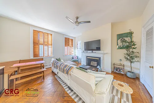 1712 Beacon St Photo 1