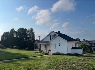 474 Georgetown Rd, Lawrence, PA 15055