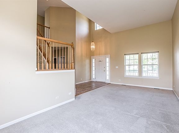 3rd image of 5440 Alexandria Dr