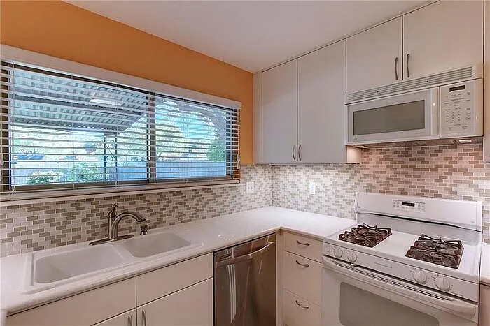 1705 Krizan Ave — Photo 12