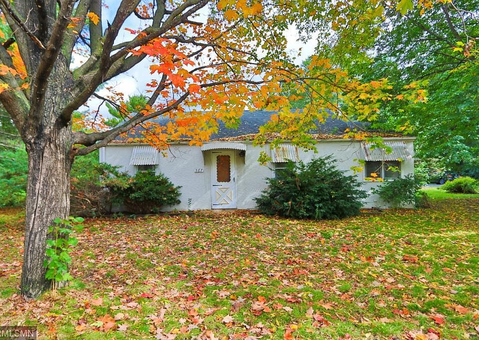 1st image of 567 Quinnell Ave N