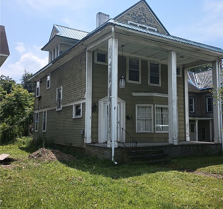 1st image of 11 W Washington St