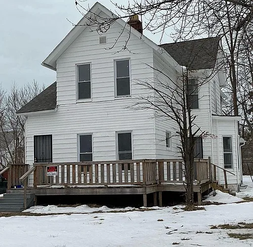 14405 Sylvia Ave Photo 1