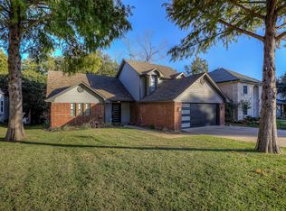 8618 Columbia Dr, Rowlett, TX 75089
