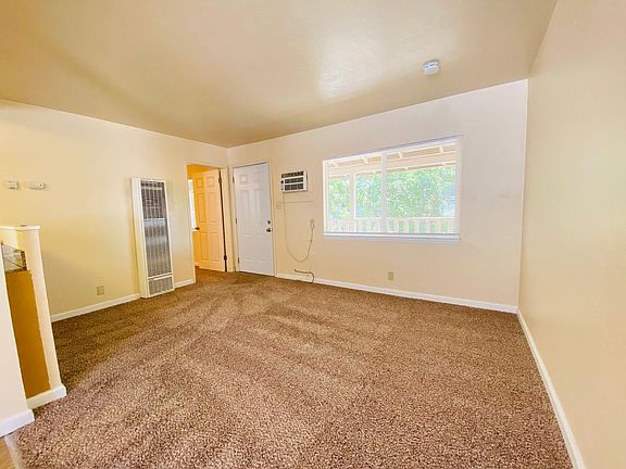 5th image of 3309 1st Ave #7
