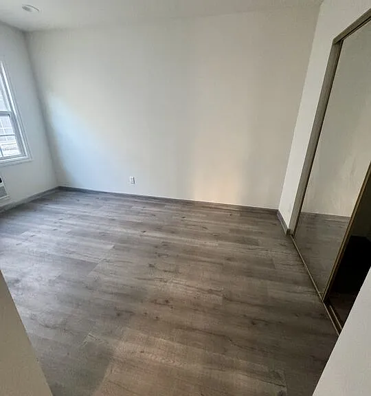 133 S Crescent Dr #7 — Photo 13