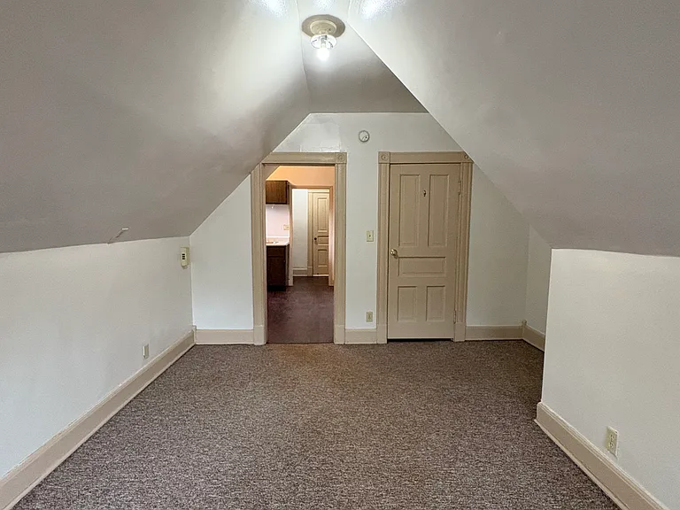 802 Grand Ave #7 — Photo 2