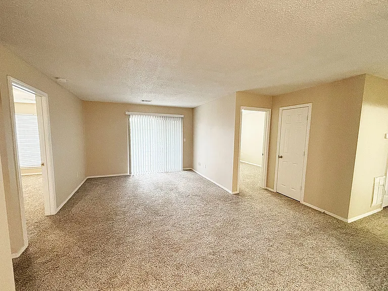 Grandview - Living Area