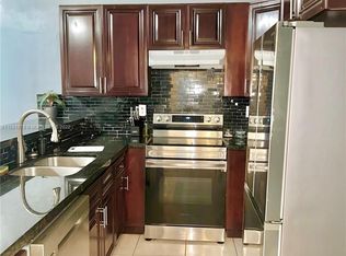 1020 SW 8th St #1020, Hallandale, FL 33009
