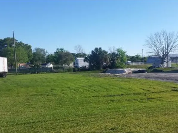 471 Avenue E NW, Moore Haven, FL 33471