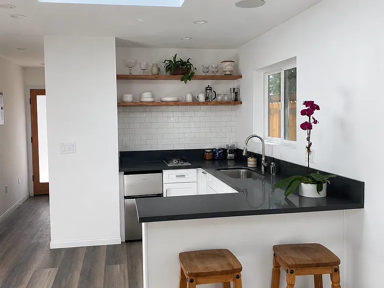 22612 Califa St #2 — Photo 7