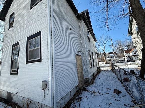 2nd image of 429 Jilson Ave