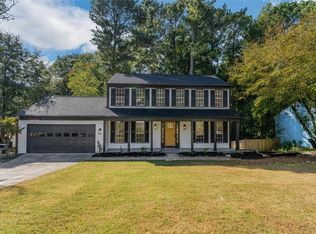 1045 Cranberry Crk, Roswell, GA 30076