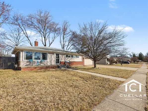 22521 E Schafer St, Clinton Township, MI 48035