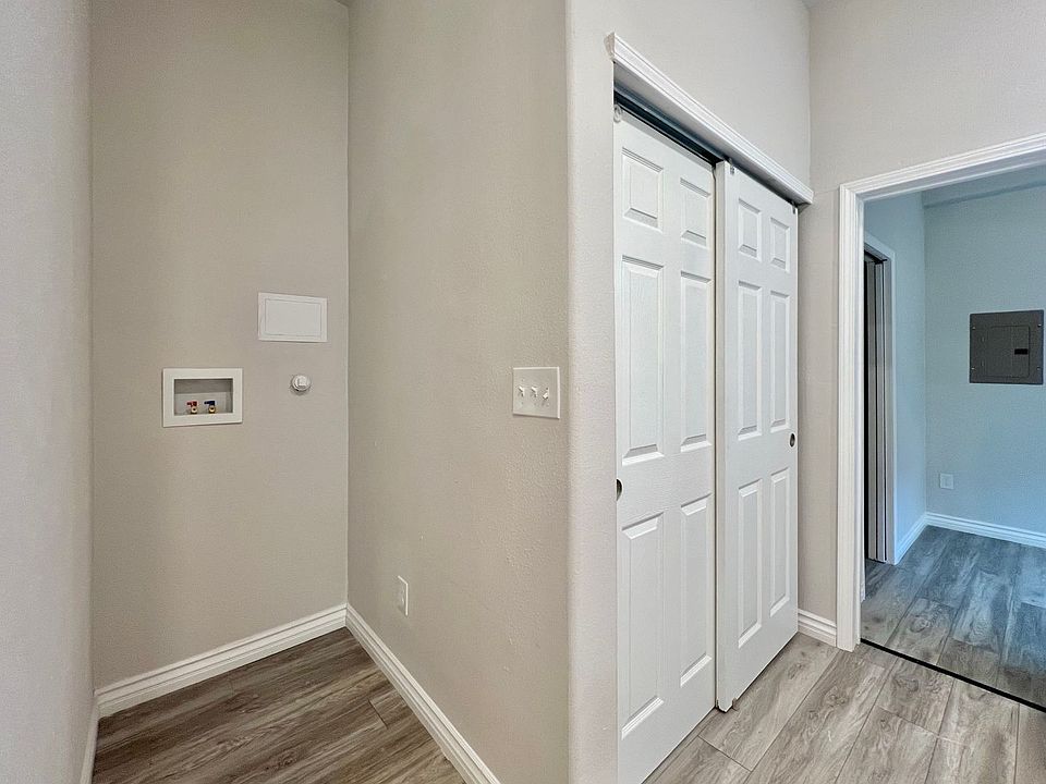 1st image of 241 Post Ave APT 1