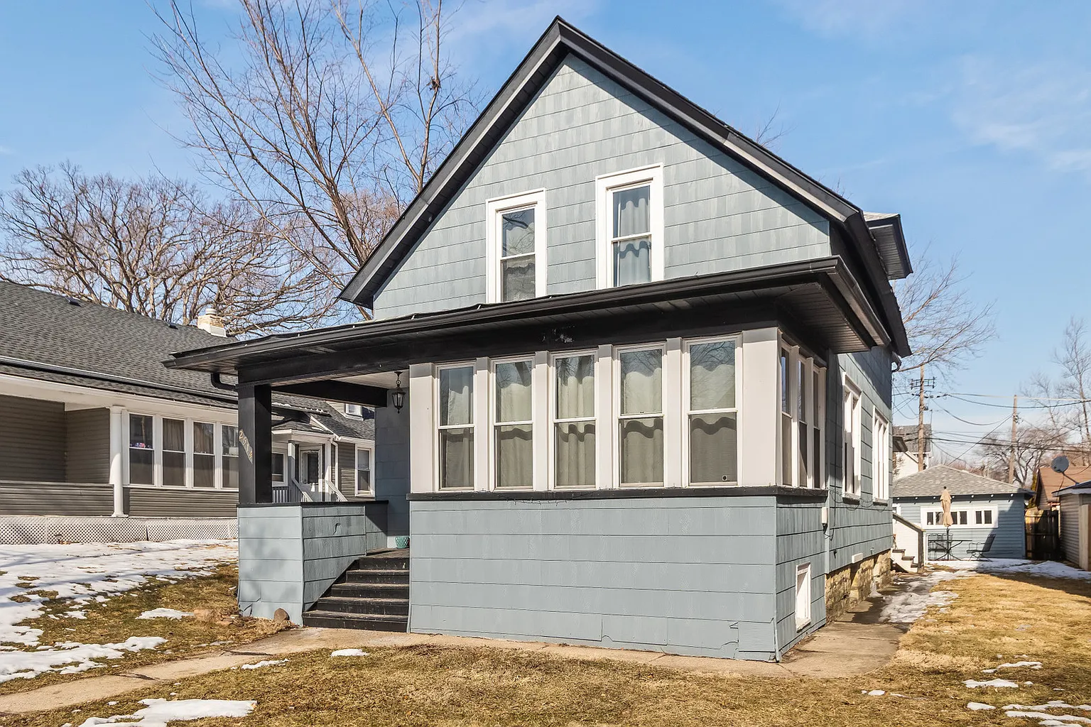 2514 Walnut St photo 1
