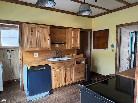 5th image of 1409 S 4th St