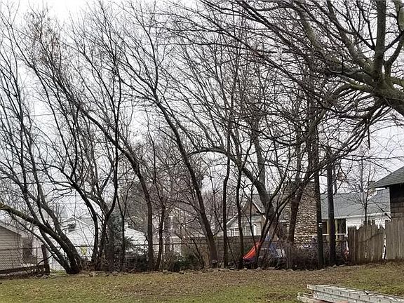 2nd image of 186 Central Ave