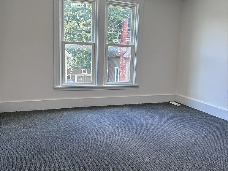 17 Wells St — Photo 19