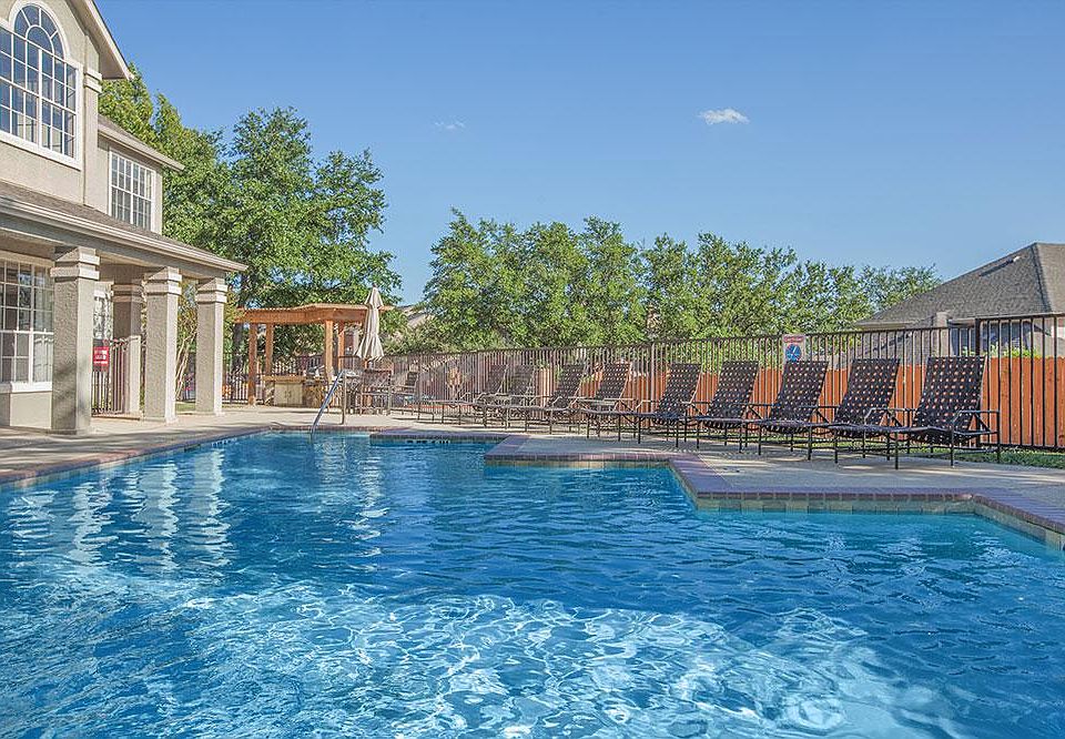 2nd image of 701 Cowboys Pkwy #2007