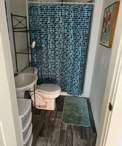 612 N Jackson St #A — Photo 3
