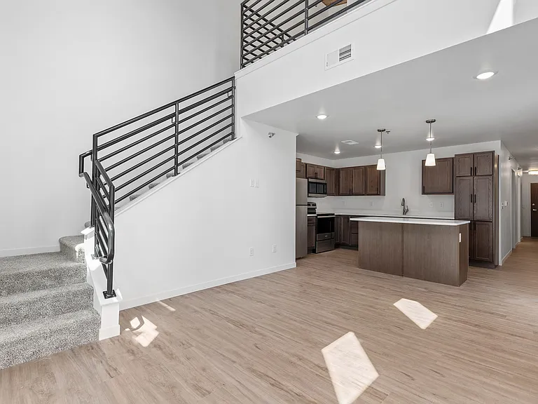 Split Creek Commons — Photo 16