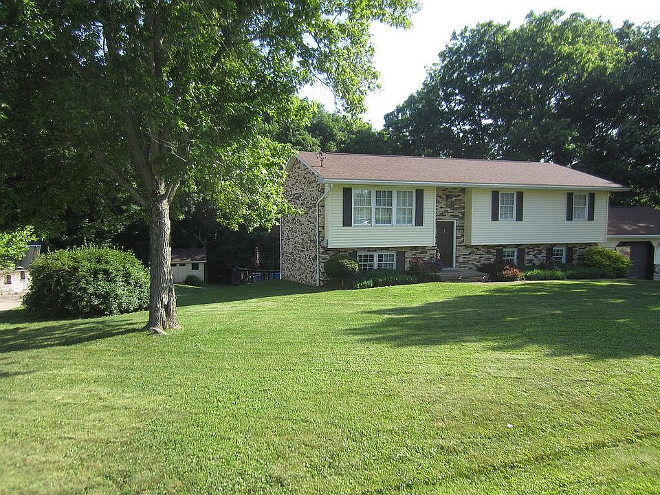 1st image of 40 Teri Ln
