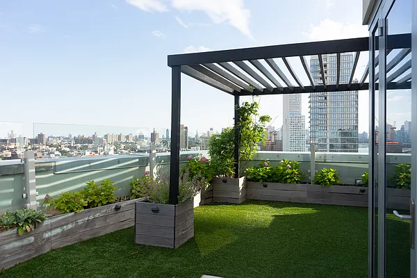 Rented by Douglas Elliman | media 19