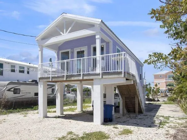 925 83rd St, Marathon, FL 33050