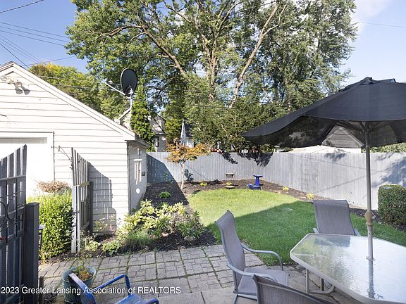 2nd image of 1800 Sunnyside Ave