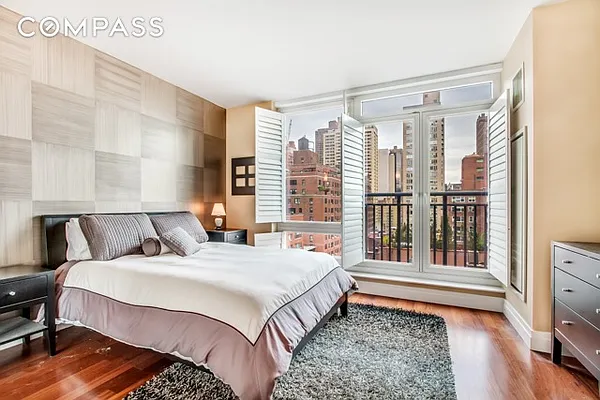 Rented by Compass | media 19