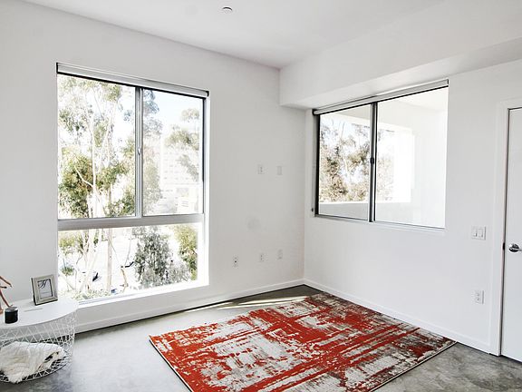4th image of 4021 8th Ave APT 201