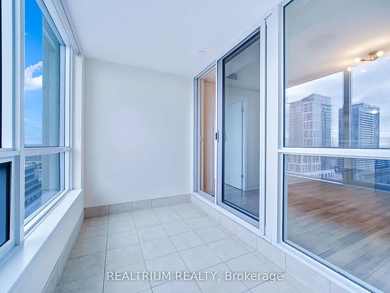 9075 Jane St #1207 — Photo 26