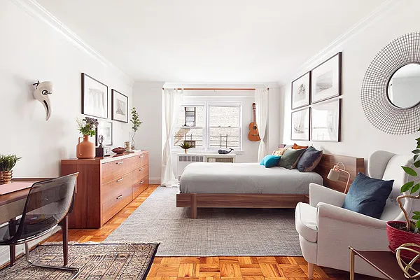Sold by Compass | media 2